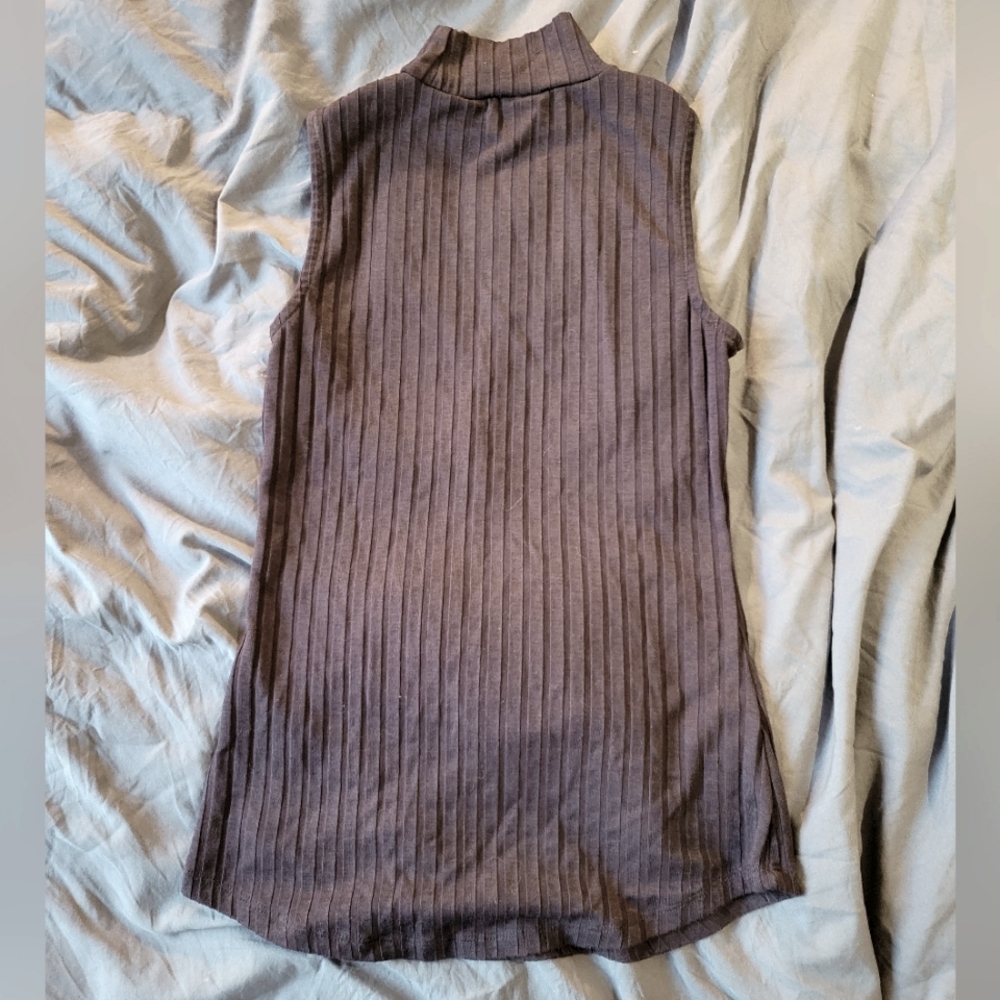 RW&co Ribbed Sleeveless Turtleneck